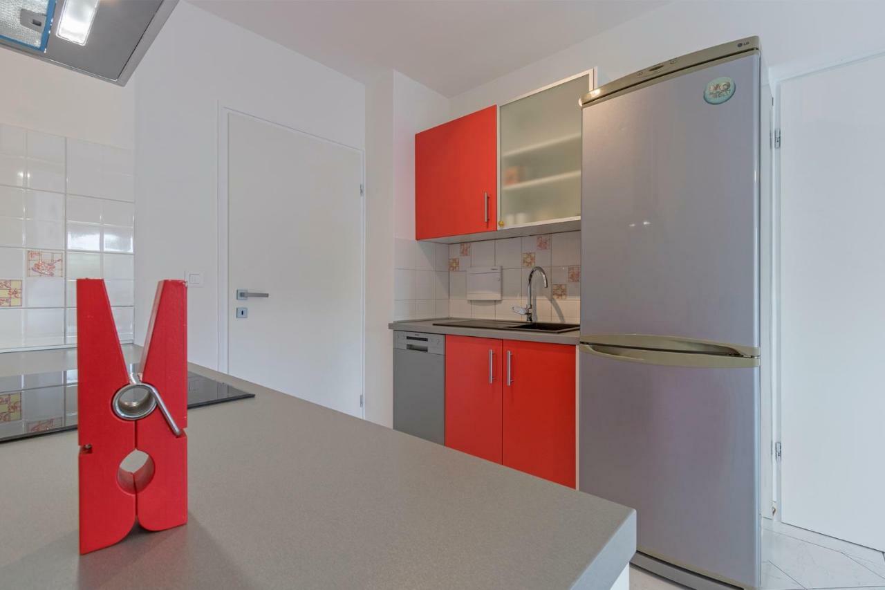 Colosseum Apartment พูลา ภายนอก รูปภาพ
